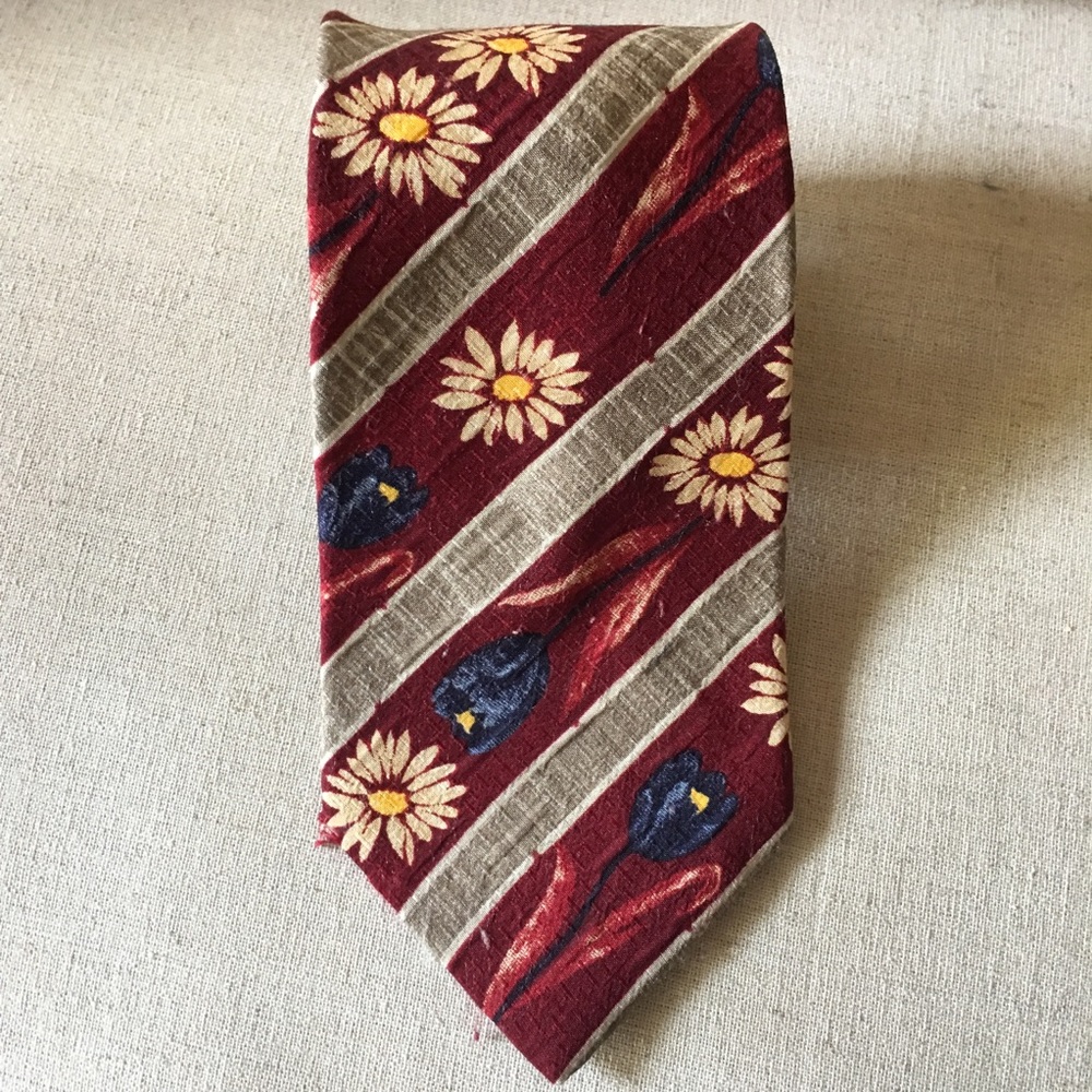 Vintage Bill Blass Silk Floral Necktie